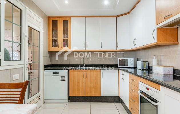 Sale - Apartment -
Adeje - El Duque