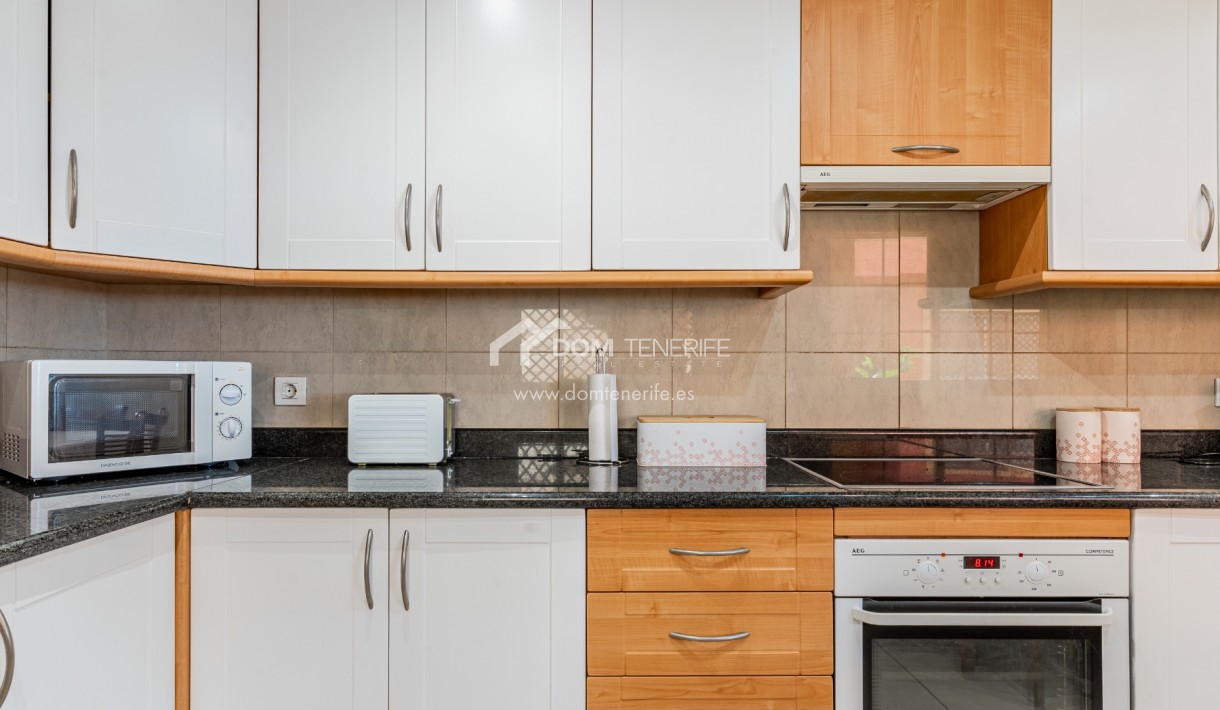 Sale - Apartment -
Adeje - El Duque