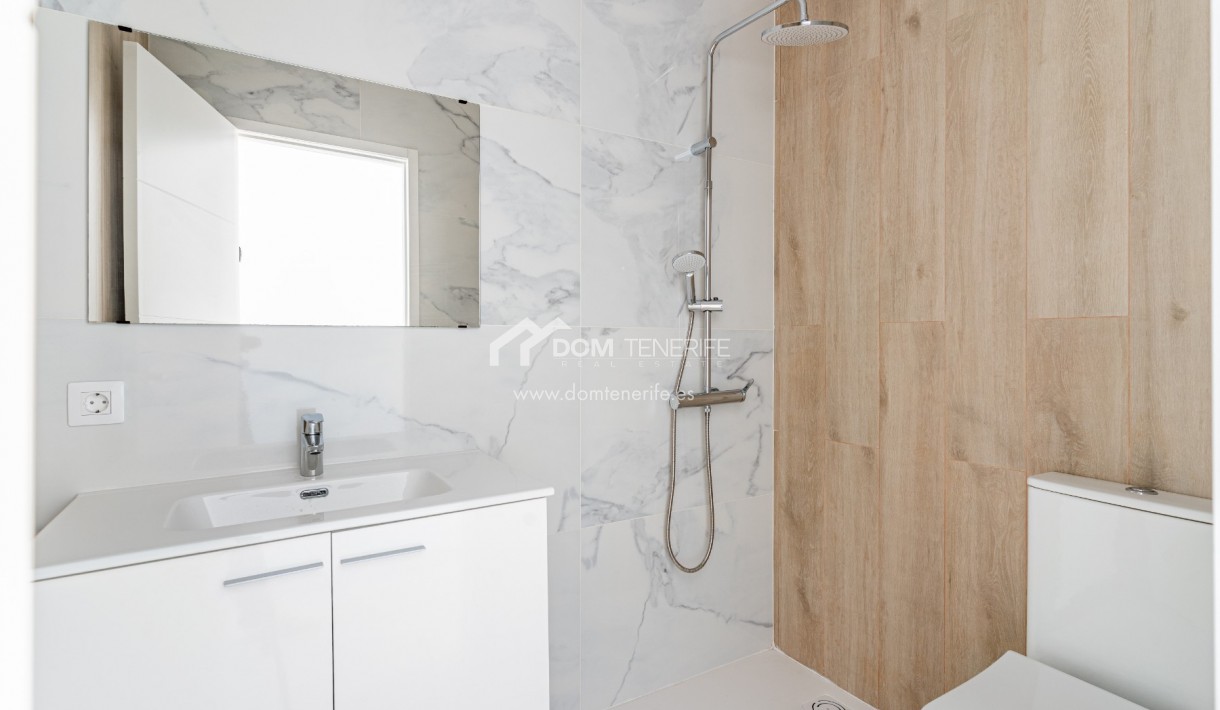 Venta - Apartamento -
Guía de Isora  - Playa San Juan