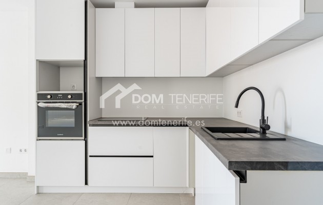 Venta - Apartamento -
Guía de Isora  - Playa San Juan