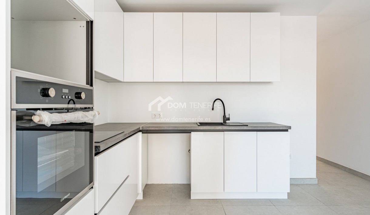 Venta - Apartamento -
Guía de Isora  - Playa San Juan