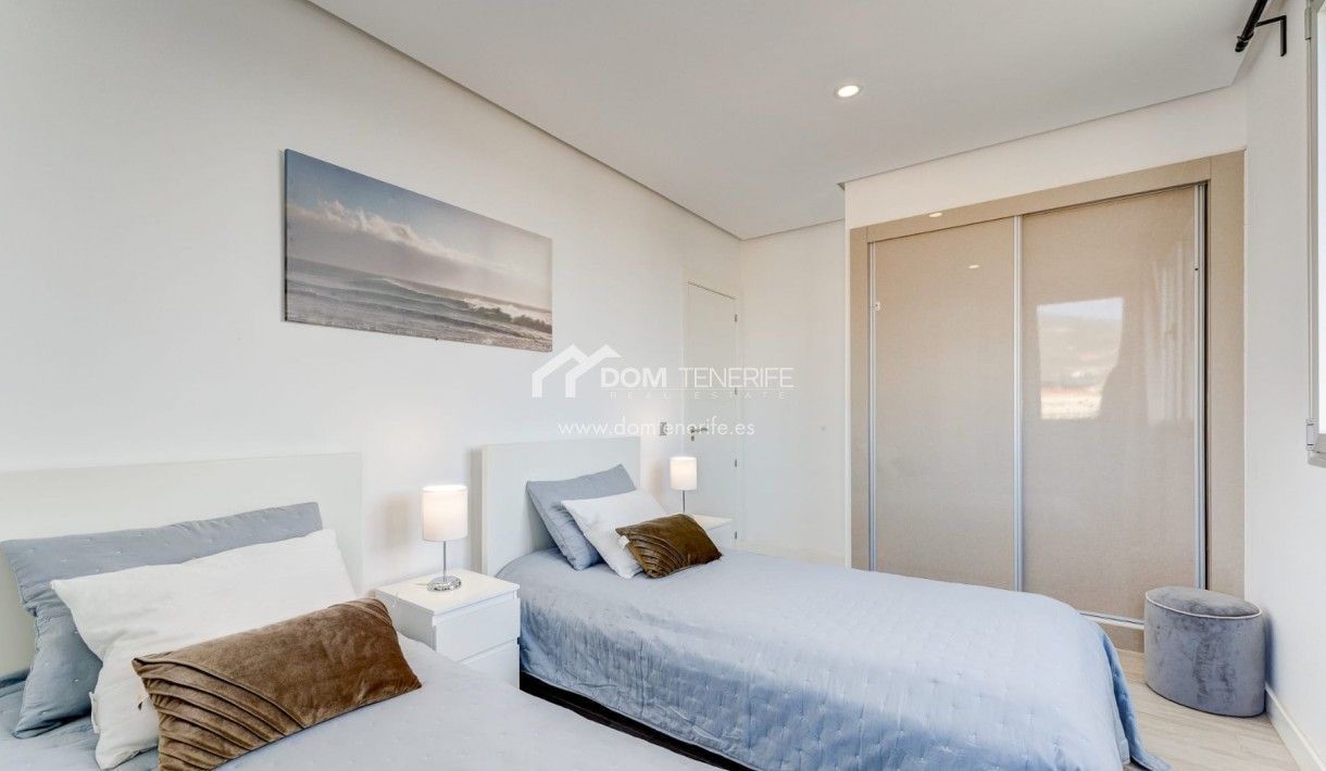 Wiederverkauf - Wohnung -
Adeje - Playa Paraiso