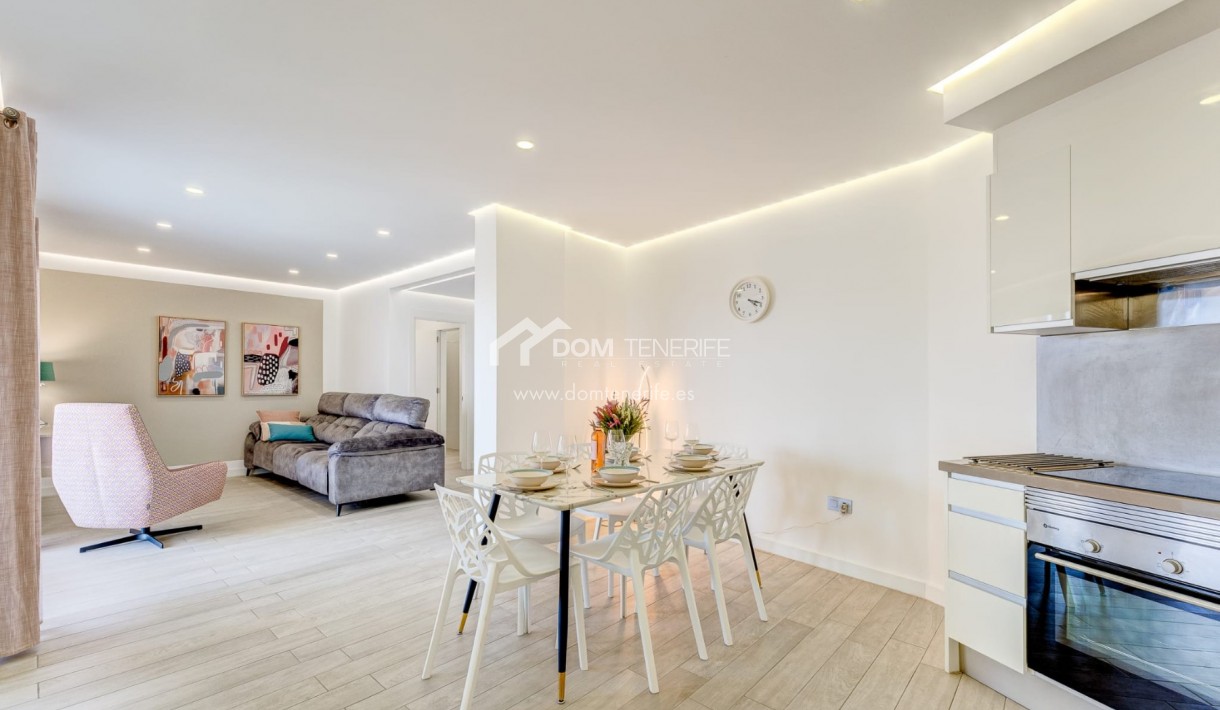 Wiederverkauf - Wohnung -
Adeje - Playa Paraiso