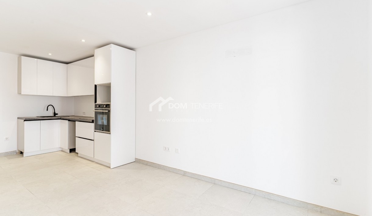Venta - Apartamento -
Guía de Isora  - Playa San Juan
