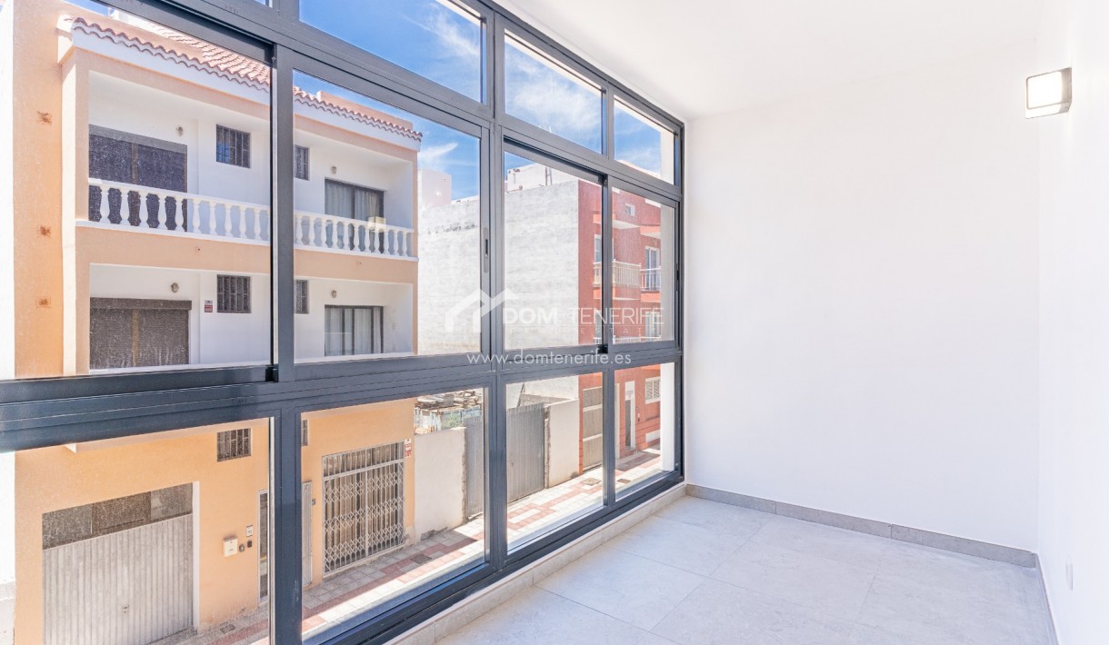 Venta - Apartamento -
Guía de Isora  - Playa San Juan