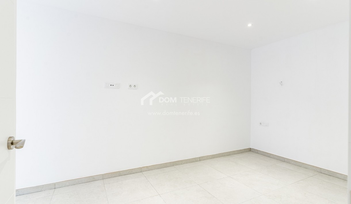 Venta - Apartamento -
Guía de Isora  - Playa San Juan