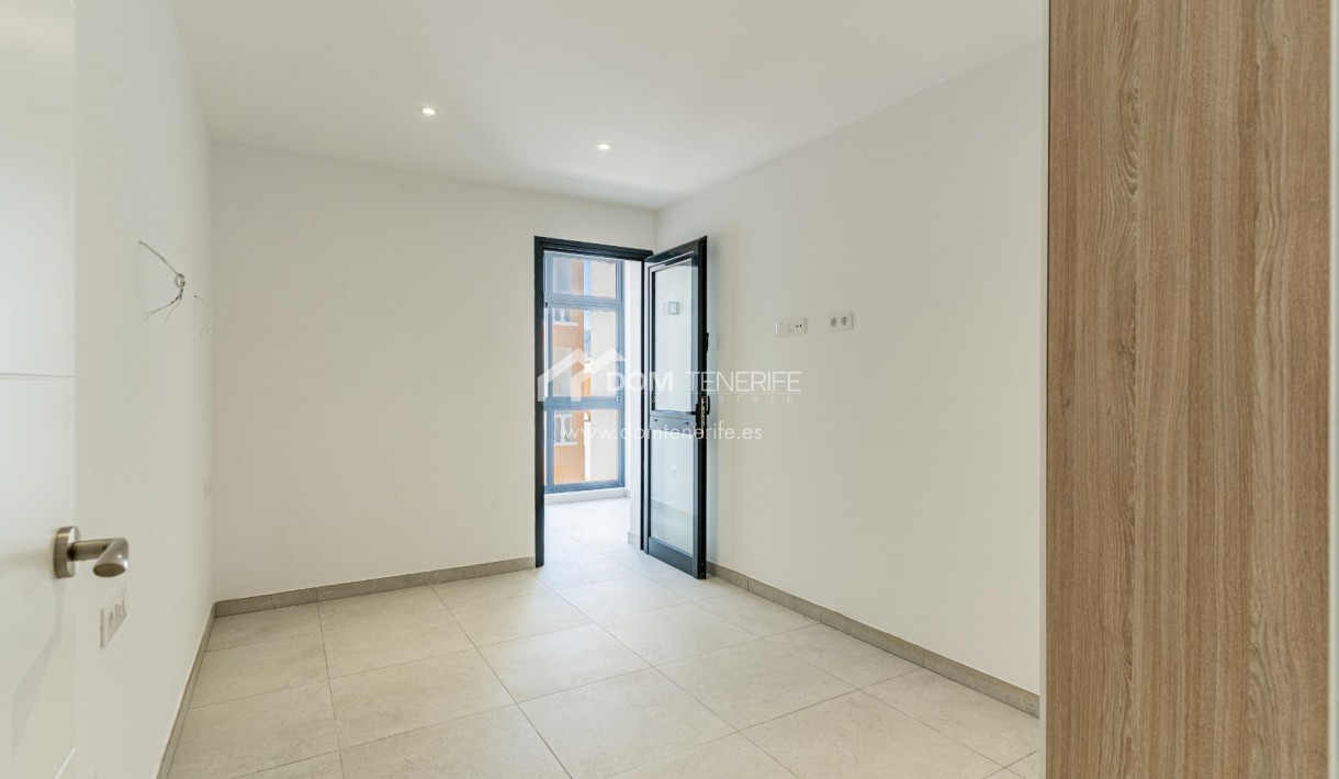 Venta - Apartamento -
Guía de Isora  - Playa San Juan