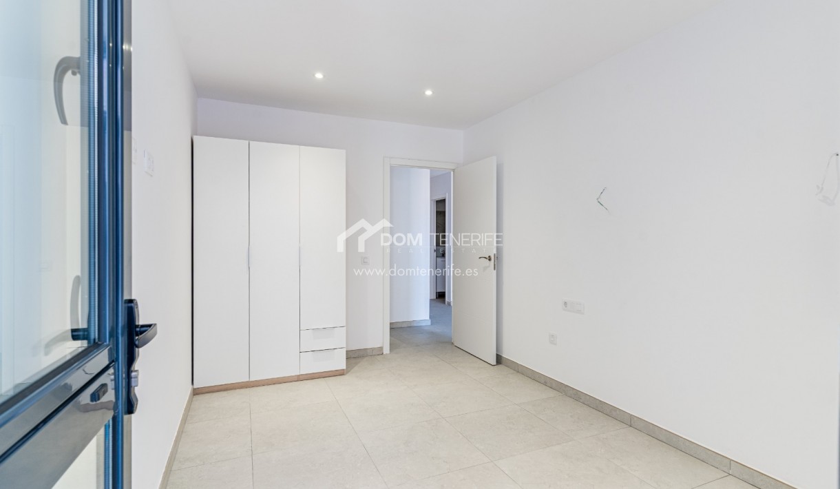 Venta - Apartamento -
Guía de Isora  - Playa San Juan