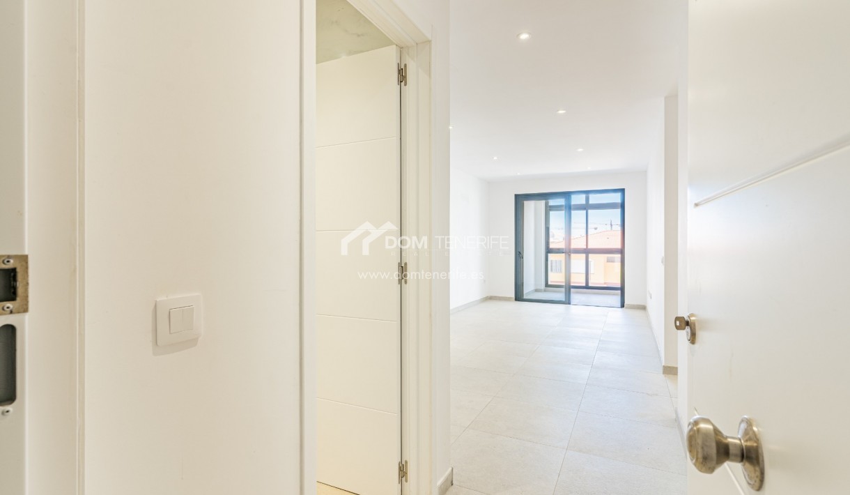 Venta - Apartamento -
Guía de Isora  - Playa San Juan