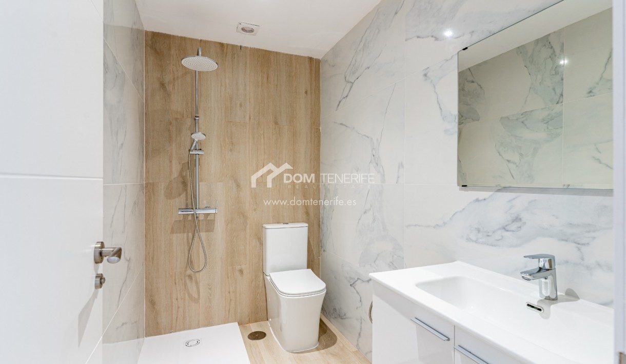 Venta - Apartamento -
Guía de Isora  - Playa San Juan