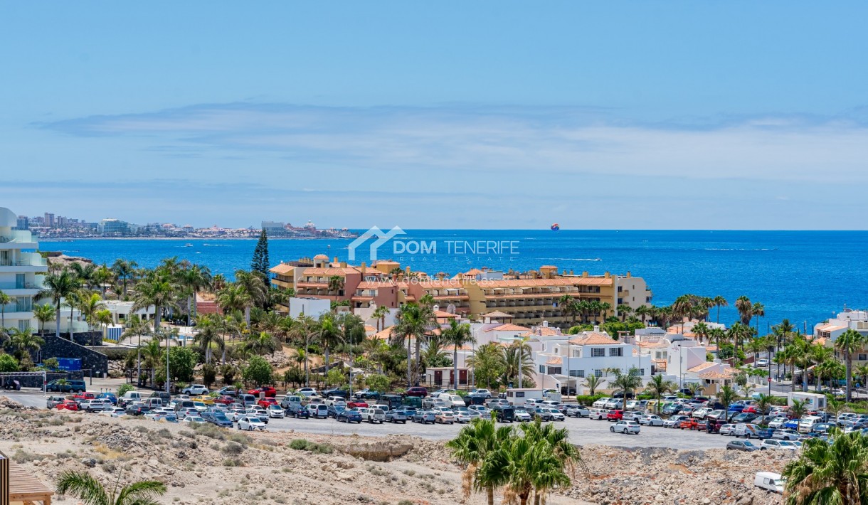 Venta - Atico -
Adeje - La Caleta
