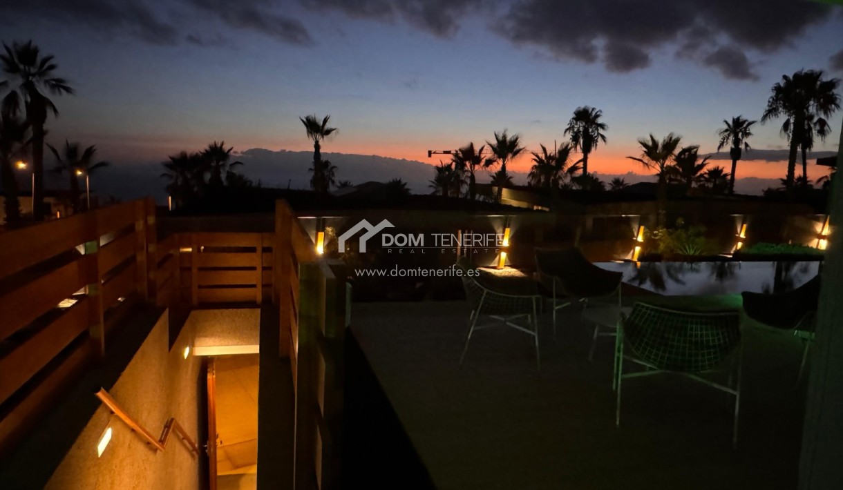 Venta - Chalet independiente -
Guía de Isora  - Abama