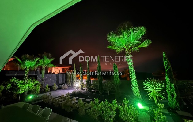 Venta - Chalet independiente -
Guía de Isora  - Abama