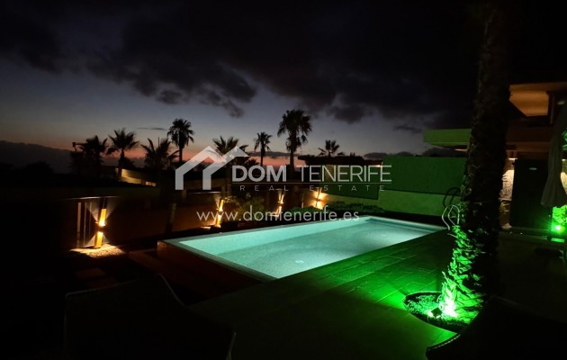 Venta - Chalet independiente -
Guía de Isora  - Abama