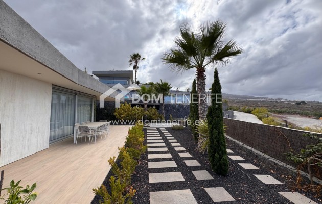 Venta - Chalet independiente -
Guía de Isora  - Abama