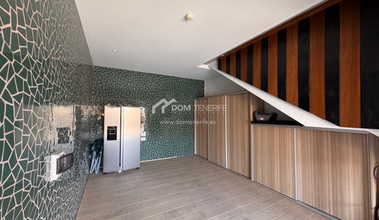 Venta - Chalet independiente -
Guía de Isora  - Abama