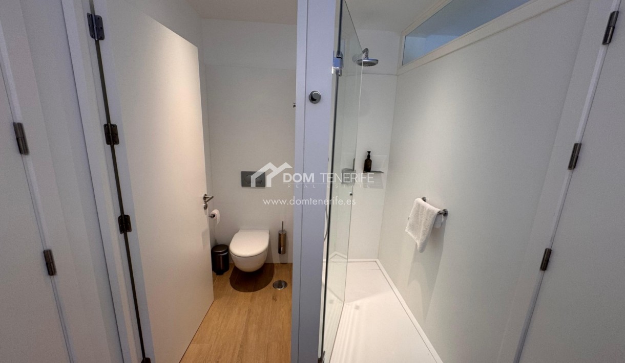 Venta - Chalet independiente -
Guía de Isora  - Abama