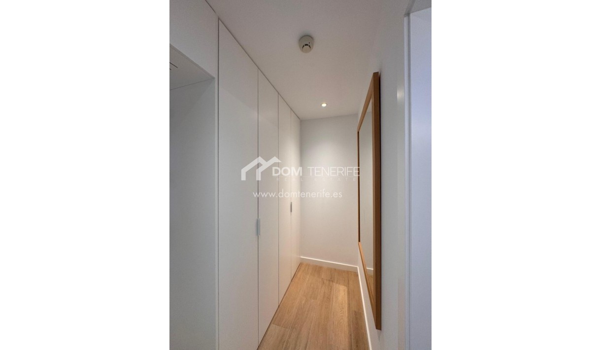 Venta - Chalet independiente -
Guía de Isora  - Abama
