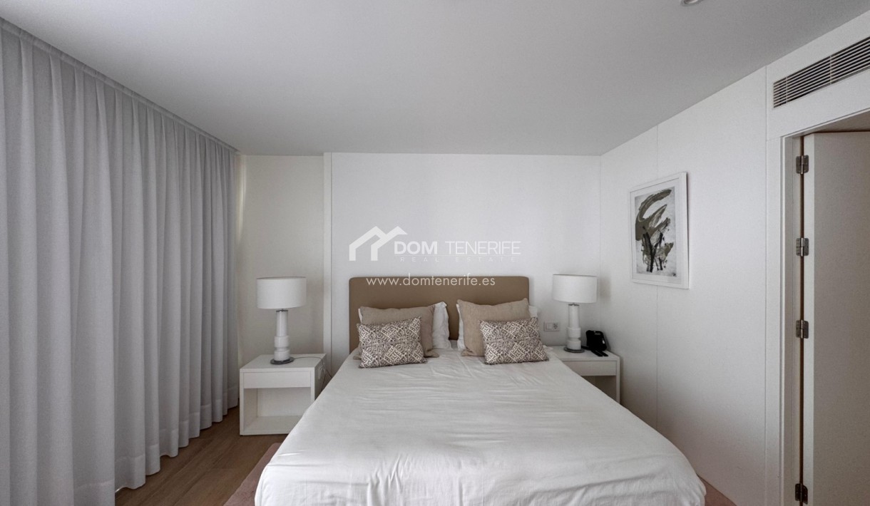 Venta - Chalet independiente -
Guía de Isora  - Abama