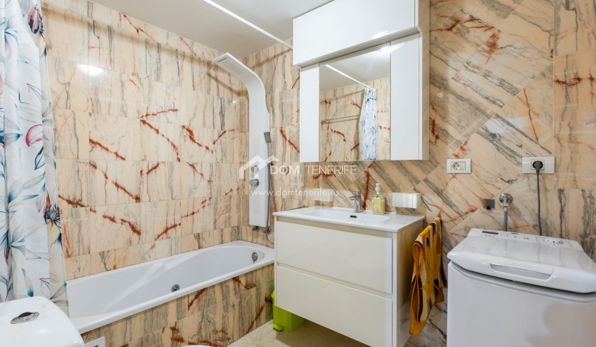 Wiederverkauf - Wohnung -
Arona - Palm Mar