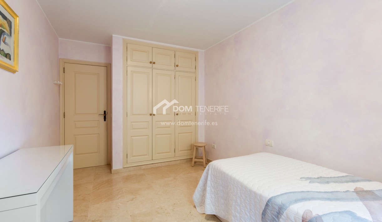 Wiederverkauf - Wohnung -
Arona - Palm Mar