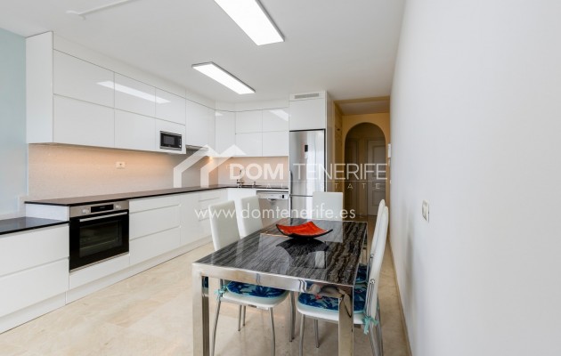 Wiederverkauf - Wohnung -
Arona - Palm Mar