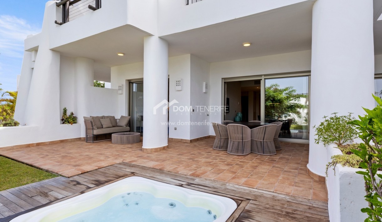 Venta - Apartamento -
Guía de Isora  - Abama