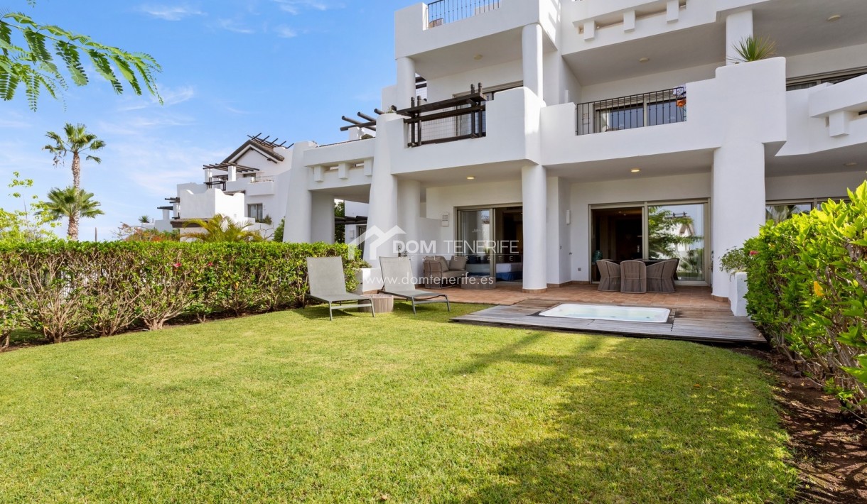 Venta - Apartamento -
Guía de Isora  - Abama
