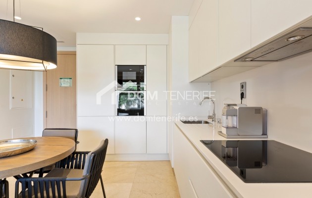 Venta - Apartamento -
Guía de Isora  - Abama