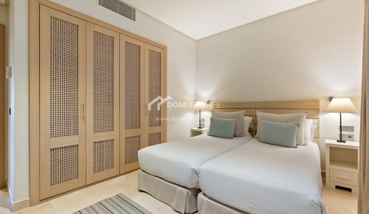 Venta - Apartamento -
Guía de Isora  - Abama
