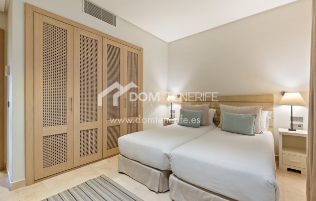 Venta - Apartamento -
Guía de Isora  - Abama