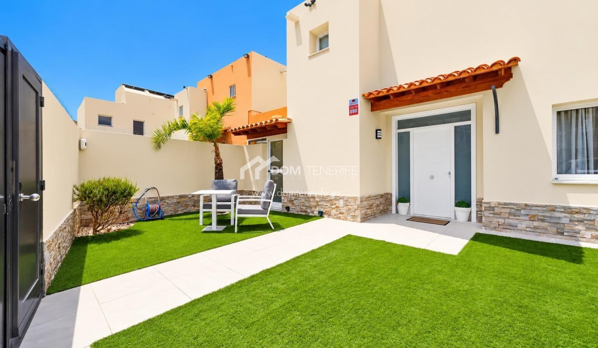 Venta - Chalet independiente -
Adeje - El Madroñal
