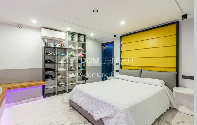Venta - Chalet independiente -
Adeje - El Madroñal