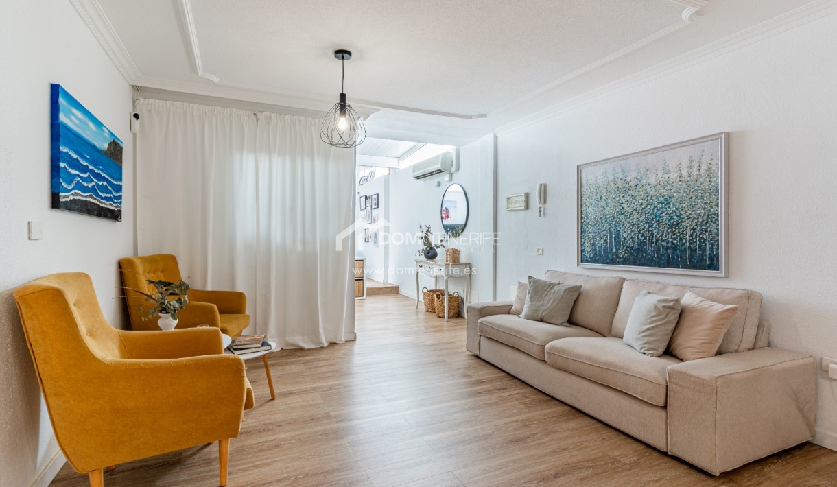 Sale - Penthouse -
Santiago del Teide - Puerto Santiago