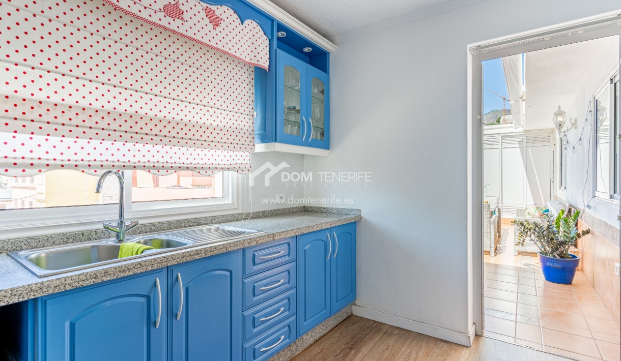 Sale - Penthouse -
Santiago del Teide - Puerto Santiago