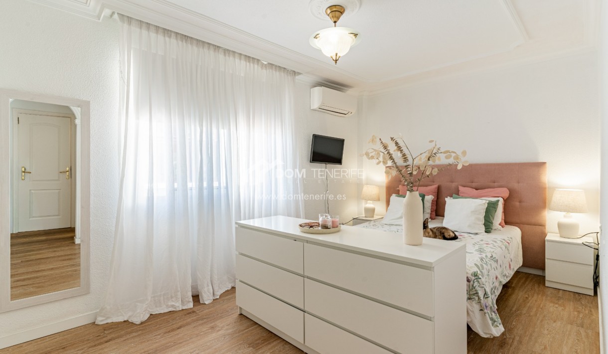 Sale - Penthouse -
Santiago del Teide - Puerto Santiago