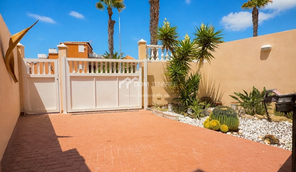 Alquiler a largo plazo - Apartamento -
Adeje - El Duque