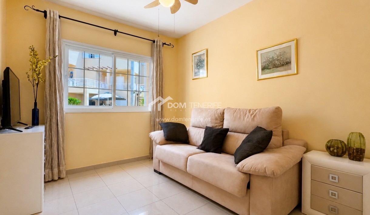 Alquiler a largo plazo - Apartamento -
Adeje - El Duque