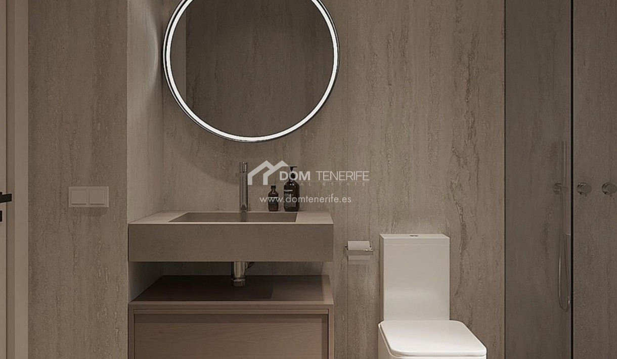 Olympic Residences 108: bathroom, washbasin and mirror – new build in Adeje, Tenerife
