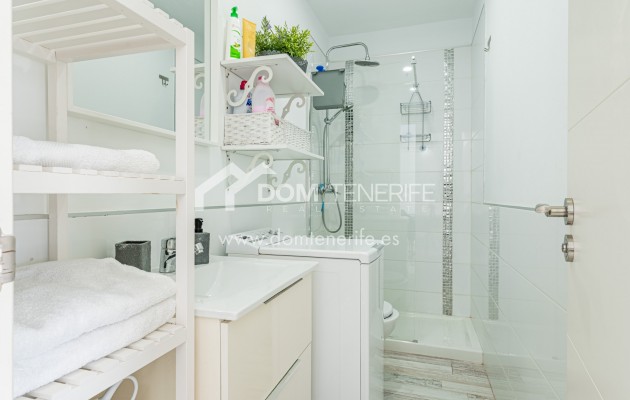 Paraíso del Sur: Bad mit bodengleicher Dusche – Wohnung zu verkaufen in Playa Paraíso, Teneriffa