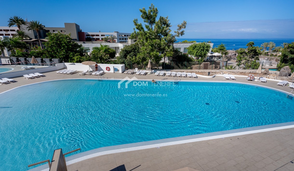 Paraíso del Sur: Gemeinschaftspool mit Meerblick – Wohnung zu verkaufen in Playa Paraíso, Teneriffa