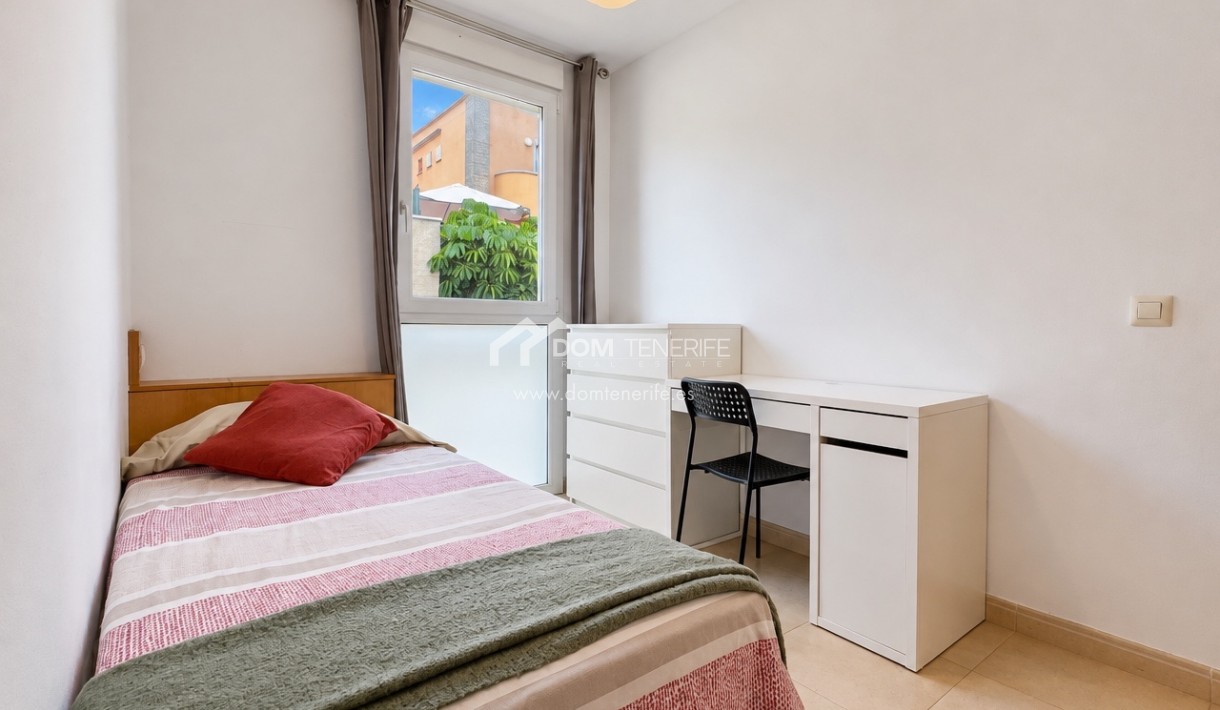 Maison de ville Roque del Conde: chambre – maison de ville à vendre à Roque del Conde, Tenerife