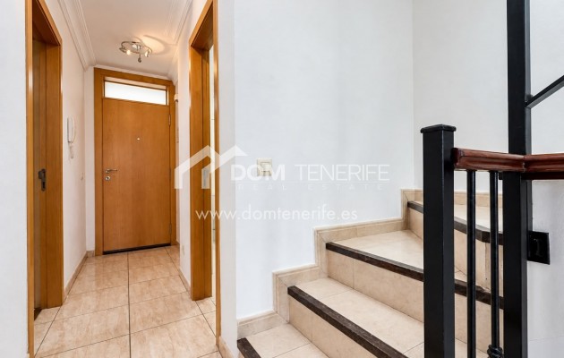 Maison de ville Roque del Conde: entrée – maison de ville à vendre à Roque del Conde, Tenerife