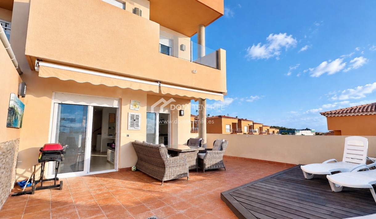 Venta - Chalet adosado -
Santiago del Teide - Puerto Santiago