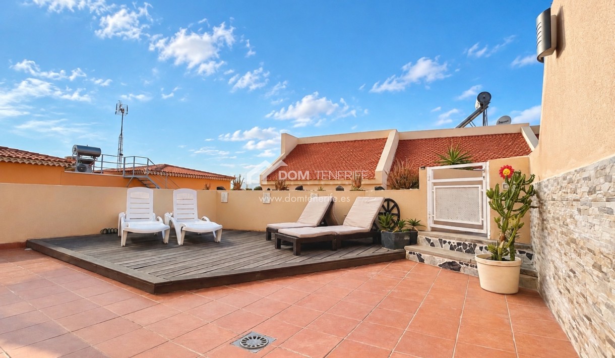 Venta - Chalet adosado -
Santiago del Teide - Puerto Santiago