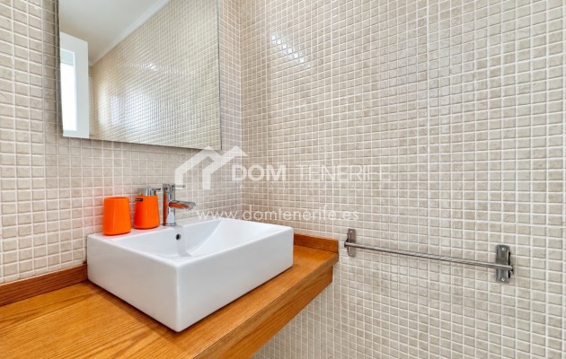 Venta - Chalet adosado -
Santiago del Teide - Puerto Santiago