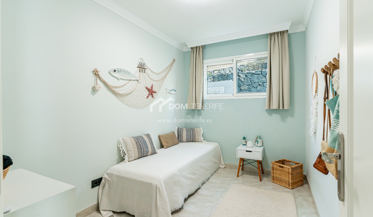 Villa Chayofa: vista de la vivienda – villa en venta en Chayofa, Tenerife