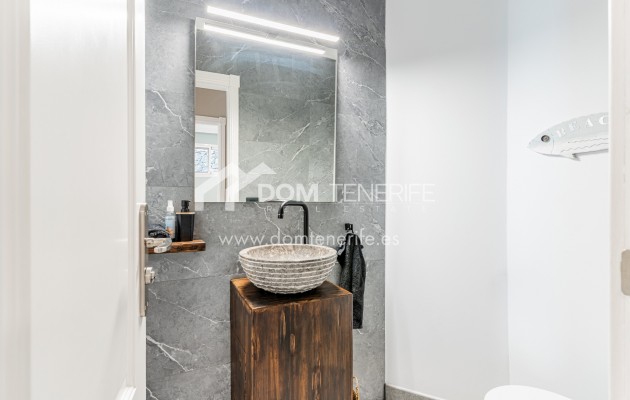 Villa Chayofa: baño – villa en venta en Chayofa, Tenerife