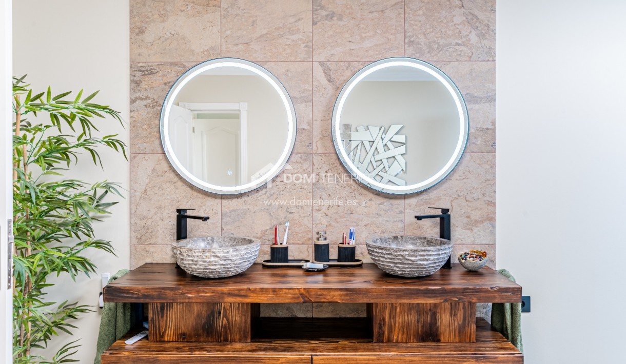 Villa Chayofa: baño – villa en venta en Chayofa, Tenerife
