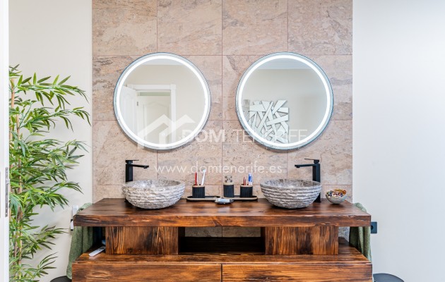 Villa Chayofa: baño – villa en venta en Chayofa, Tenerife